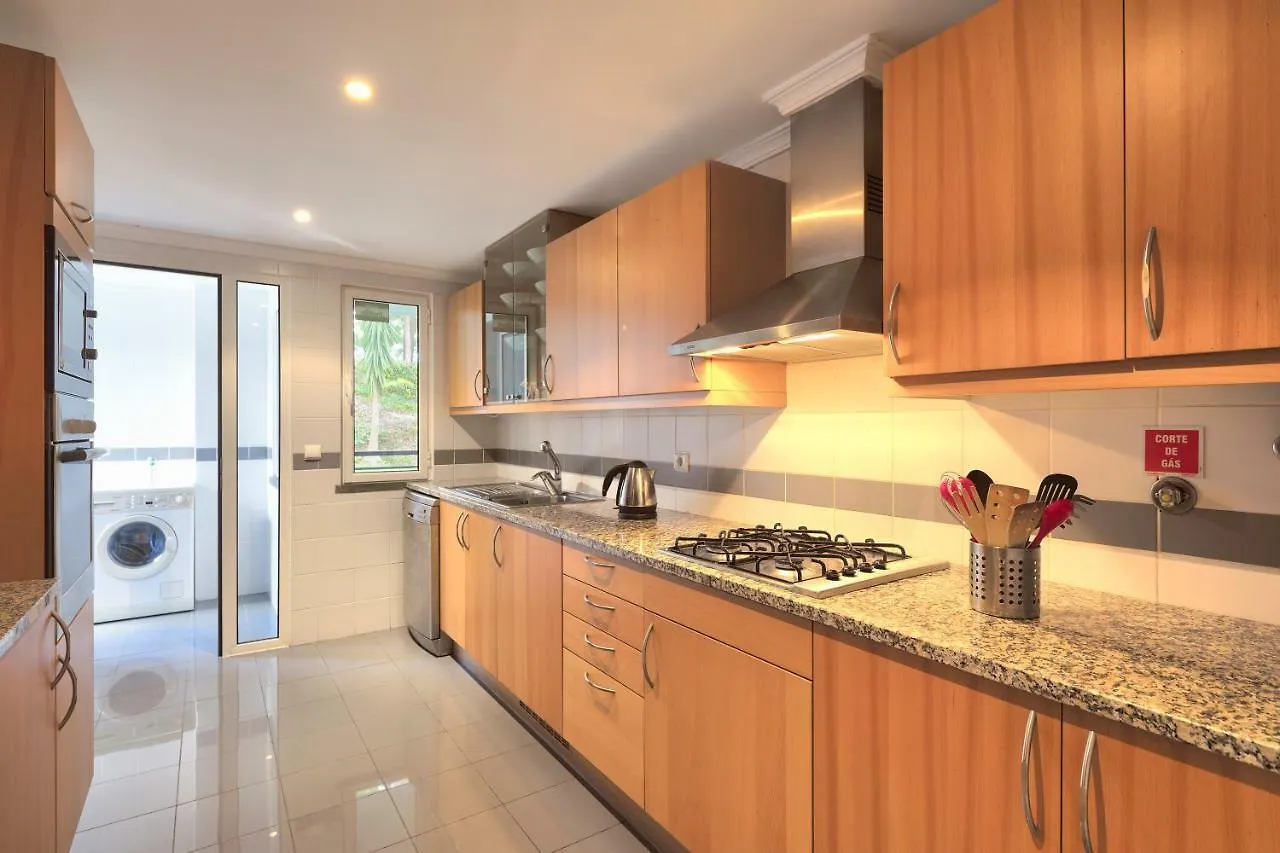 Jasmineiro Apartment 푼샬